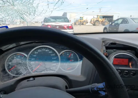 2004 Pontiac Grand Prix Gt1 z USA, uszkodzony, nr VIN 2G2WP522941309627